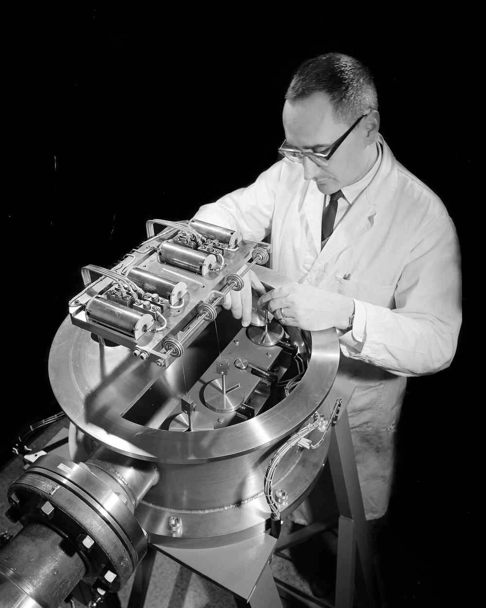 STRESS RUPTURE MACHINE AND WISKER TENSILE TEST MACHINE IN THE BASIC MATERIALS LABORATORY BML