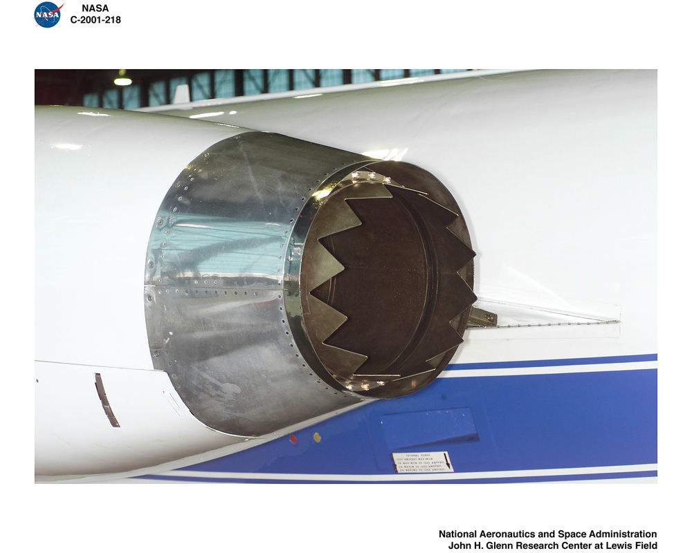 LEAR 12 CHEVRON NOZZLE