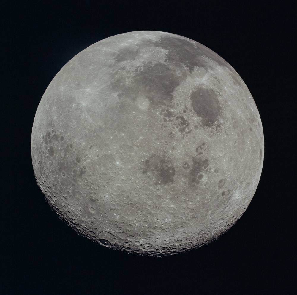 Apollo 17, Full Lunar Disc