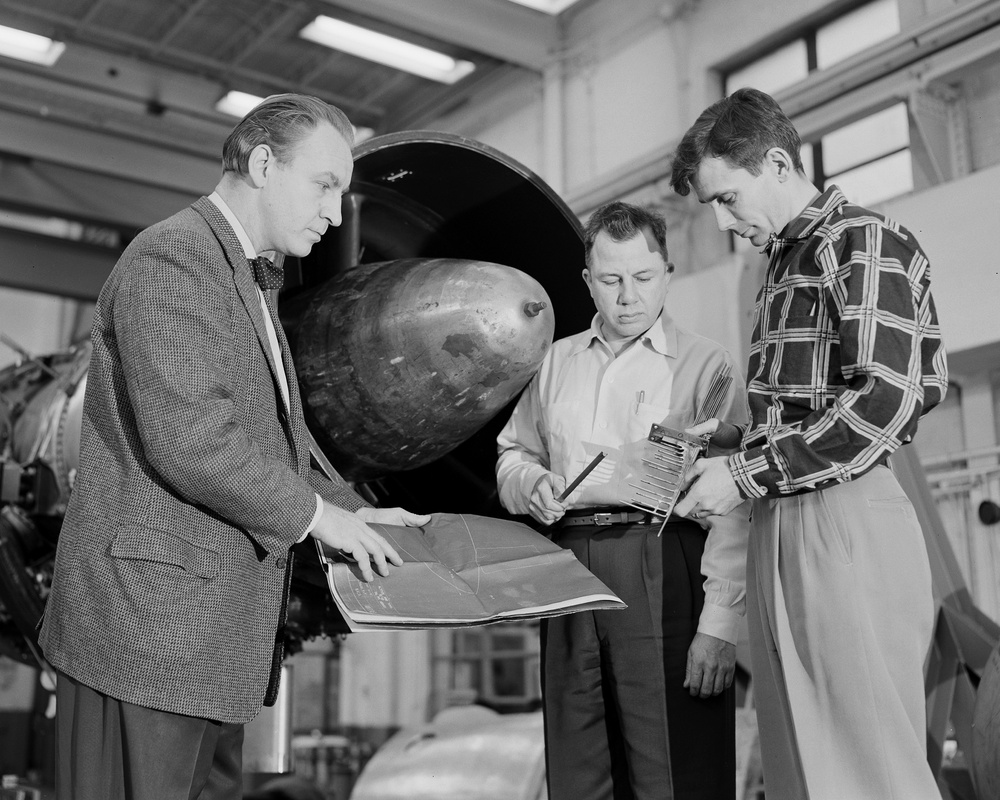 ALTITUDE WIND TUNNEL AWT