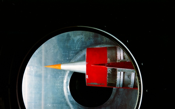 SCR INLET IN THE 10X10 FOOT WIND TUNNEL