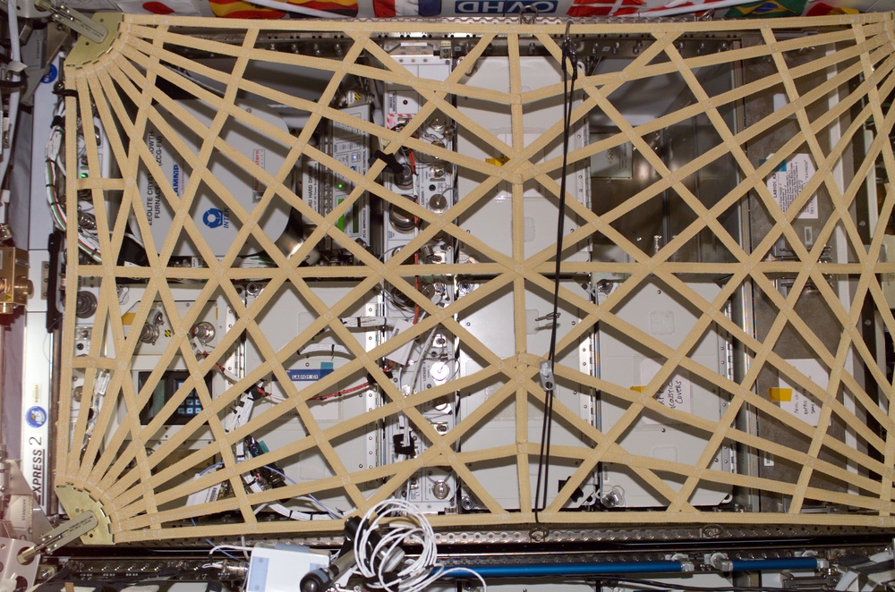 Experiments to the Space Station EXPRESS  Rack 2