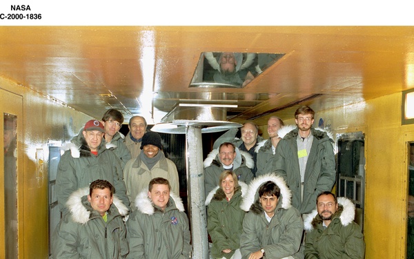 ERJ-170 HAMILTON SUNSTRAND IN THE ICING RESEARCH TUNNEL IRT