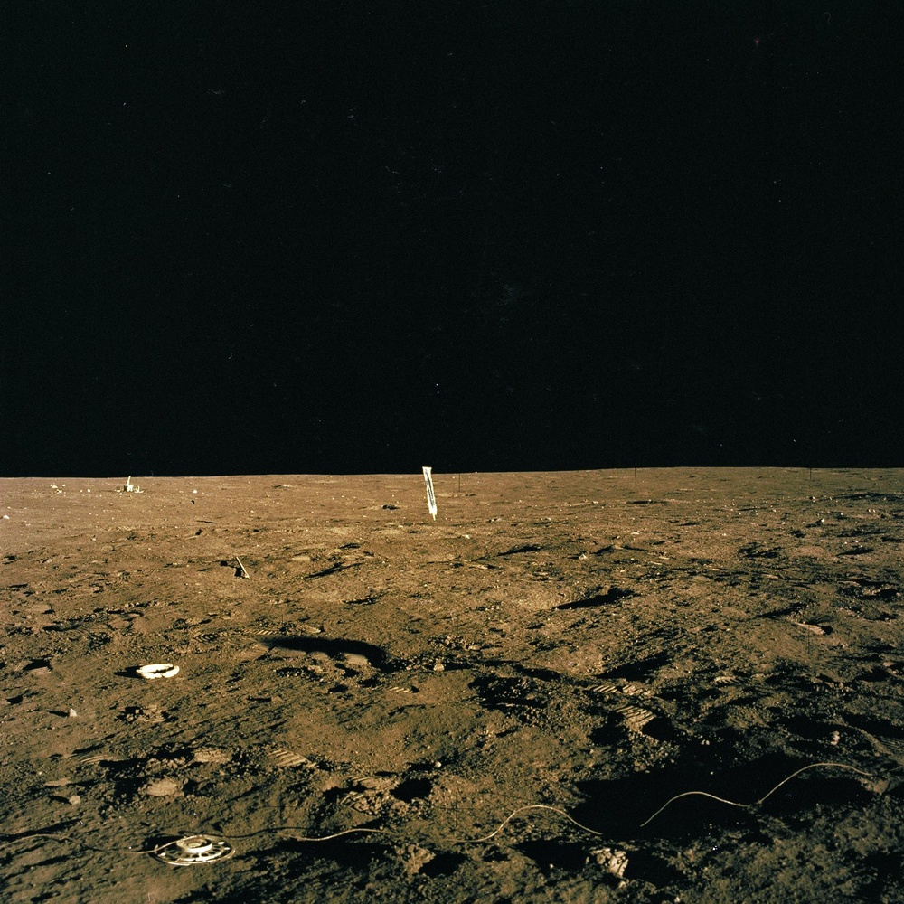 View Twenty-Five of Lunar Panoramic Scene