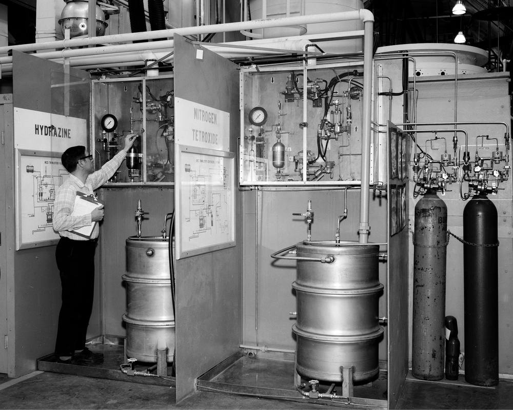 VARIOUS FACILITIES IN THE ELECTRIC PROPULSION RESEARCH BUILDING EPRB