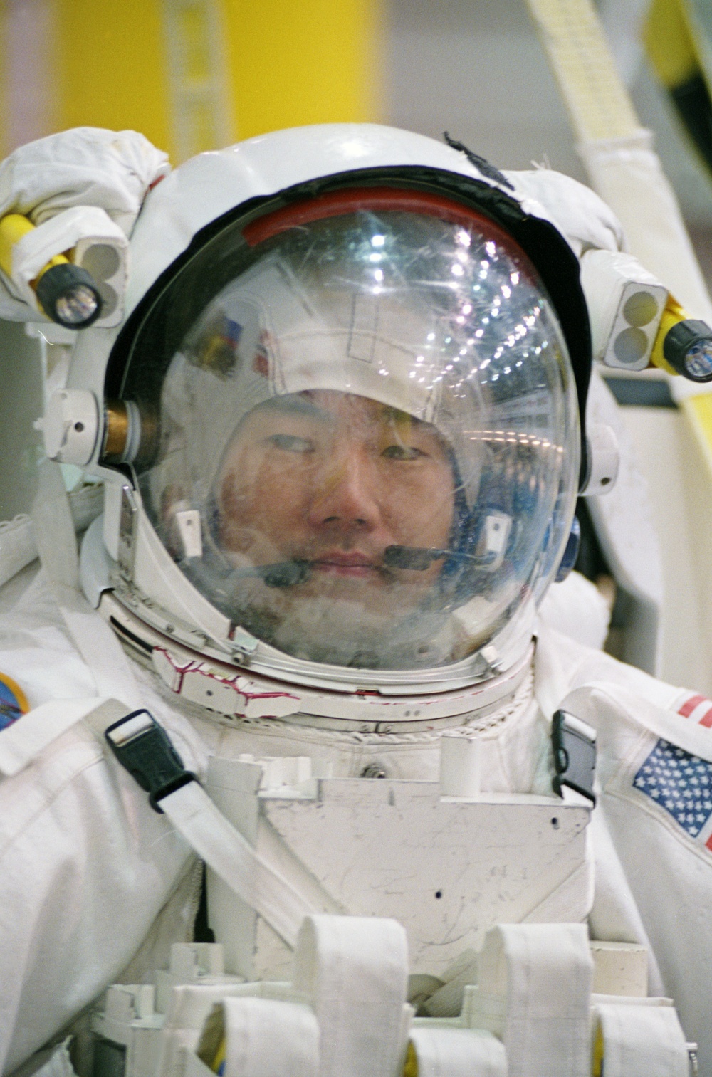 STS-113 EVA Training. Sonny Carter Training Facility,NBL with Soichi Noguchi