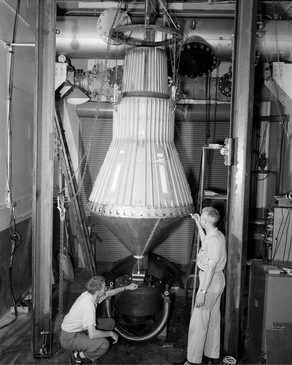 PROJECT MERCURY - SHAKE TEST OF AFTERBODY