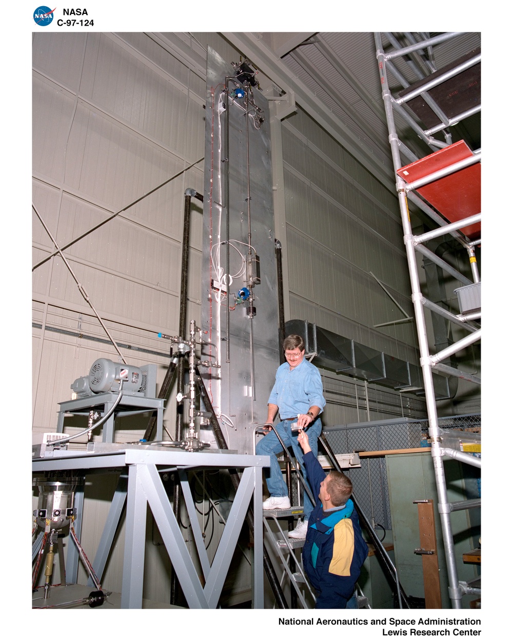 TWO-PHASE EXTENDED EVALUATION IN MICROGRAVITY CALIBRATION FACILITY - VOID FRACTION SENSOR ASSEMBLY INCLUDED