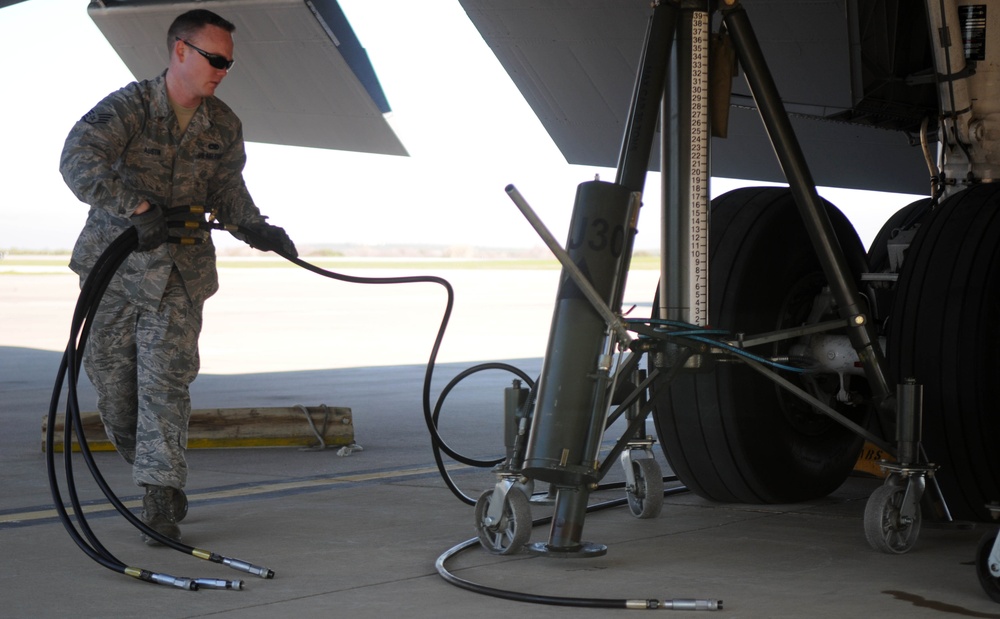 Deployed KC-135 gets all jacked up