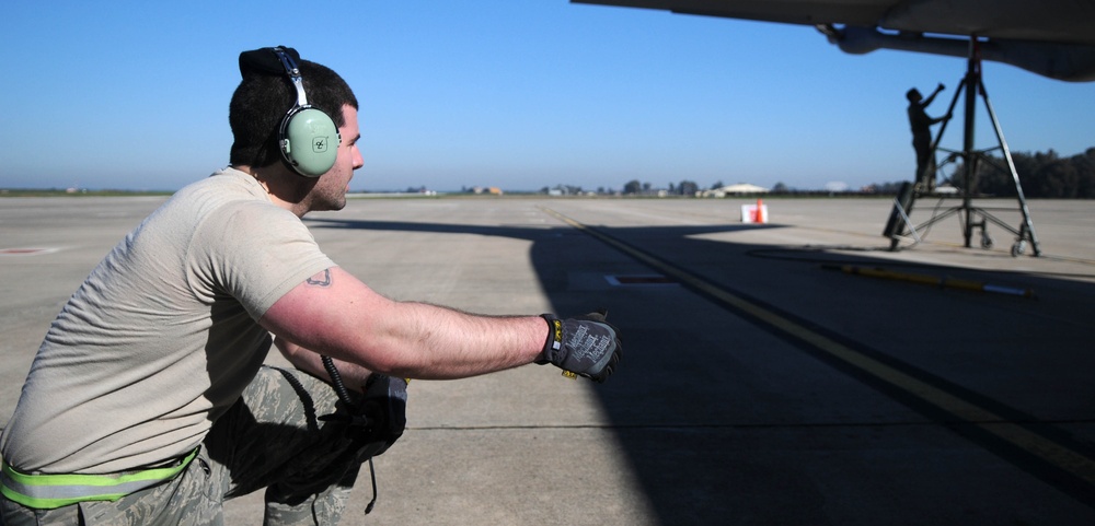 Deployed KC-135 gets all jacked up