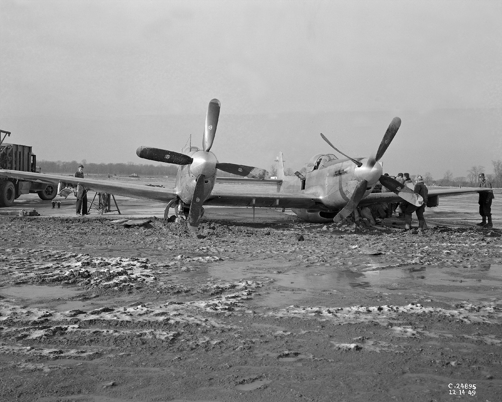 F-82 AIRPLANE ACCIDENT ON HANGAR APRON