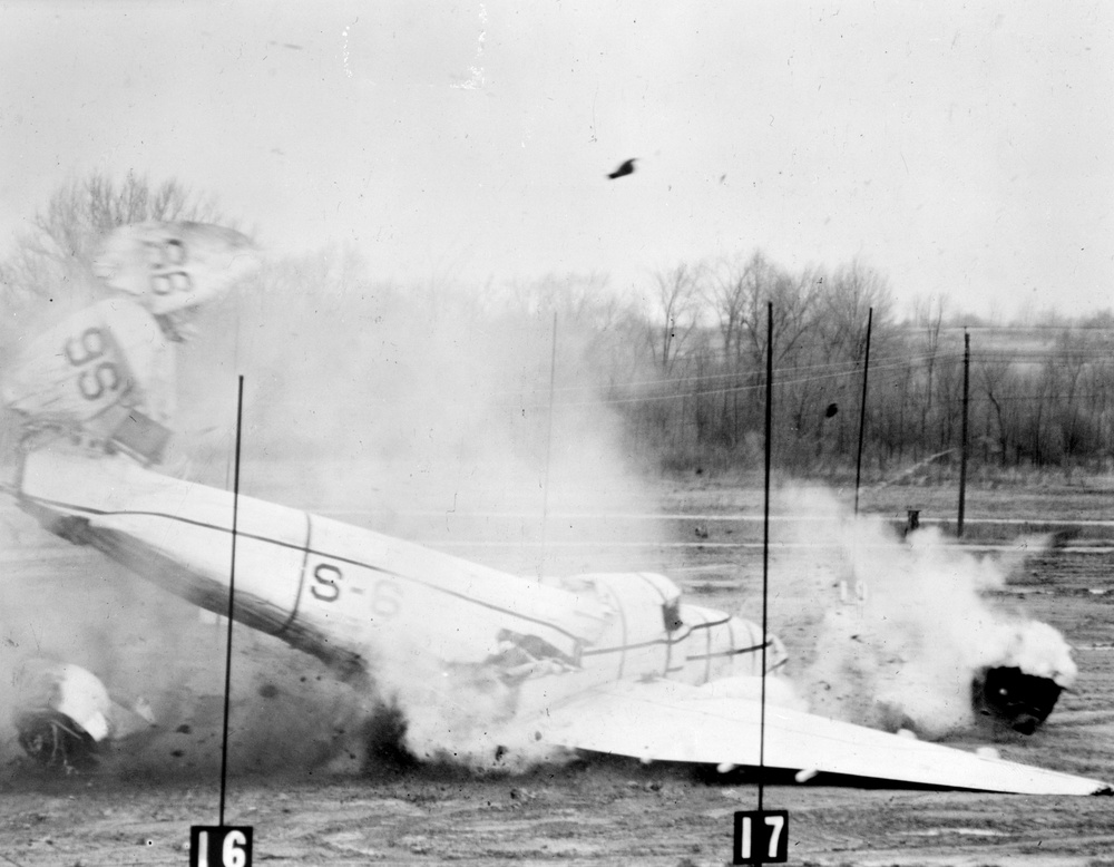 AIRPLANE CRASH FIRE PROGRAM MATERIAL