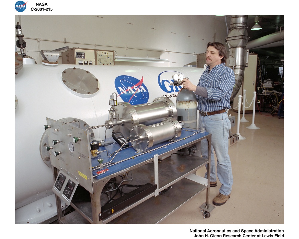 MAGNETO PLASMA DYNAMIC MPD HARDWARE IN VACUUM FACILITY 1