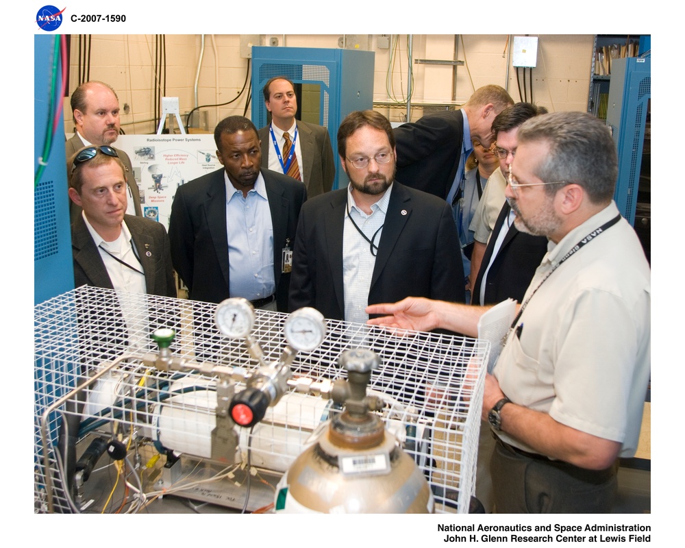 Visit to Glenn Research Center by Associate Administrator for Science Mission Directorate