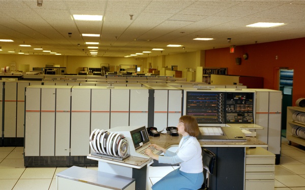 RESEARCH ANALYSIS CENTER RAC IBM PRINTER OPEN &amp; CLOSED UNIVAC CONSOLE - ETC.