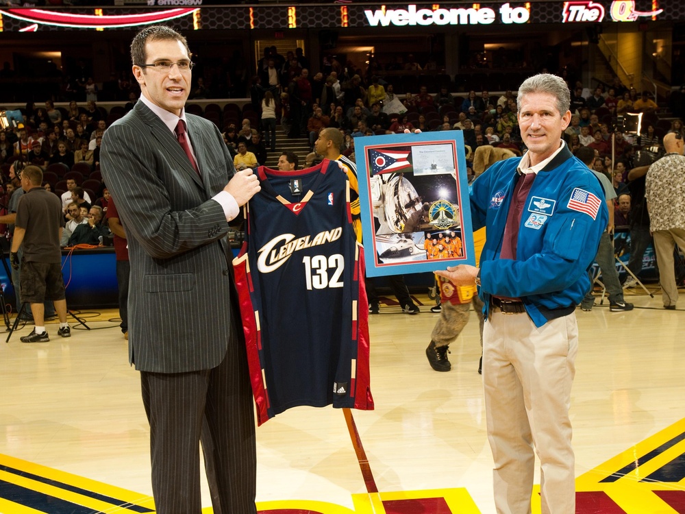 Astronaut Mike Good Presents Jersey Flown in Space to Cleveland Cavaliers