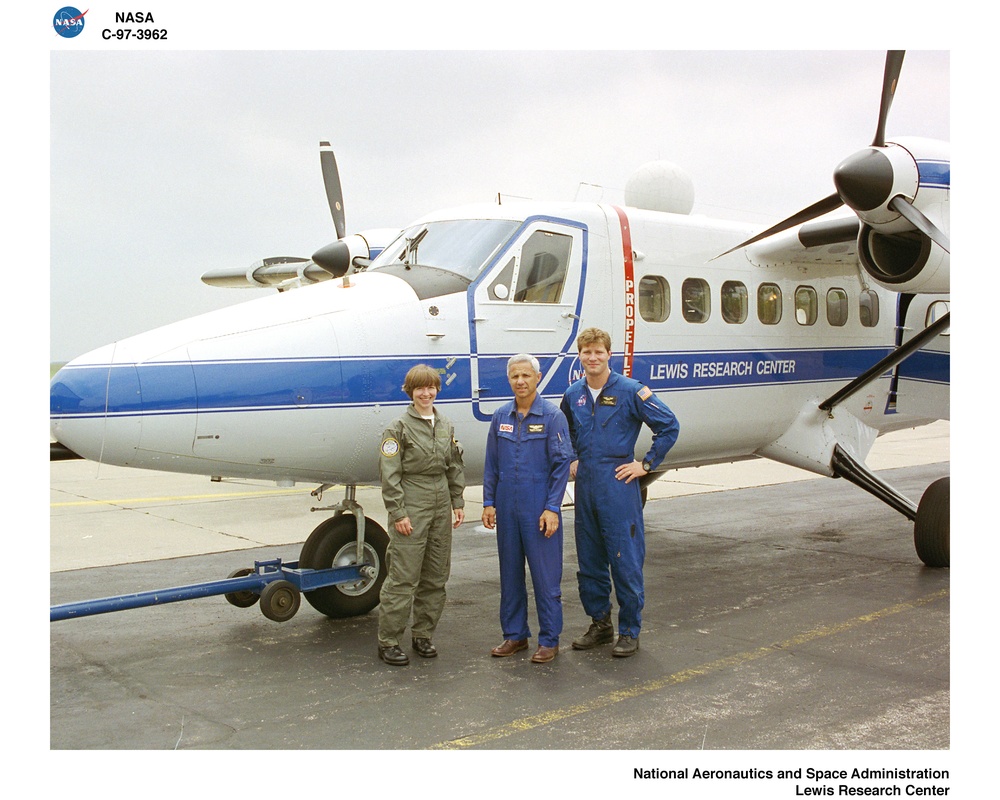 TWIN OTTER TAILPLANE ICING PROGRAM