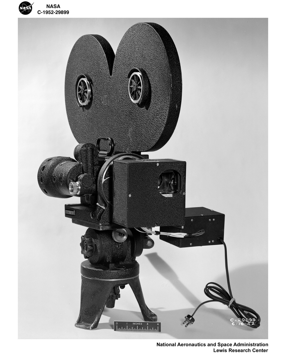 REFLEX PROJECTION TIMER FOR MOTION PICTURE CAMERAS