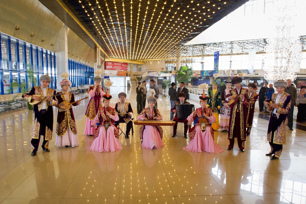 Expedition 27 Landing (201105240034HQ)