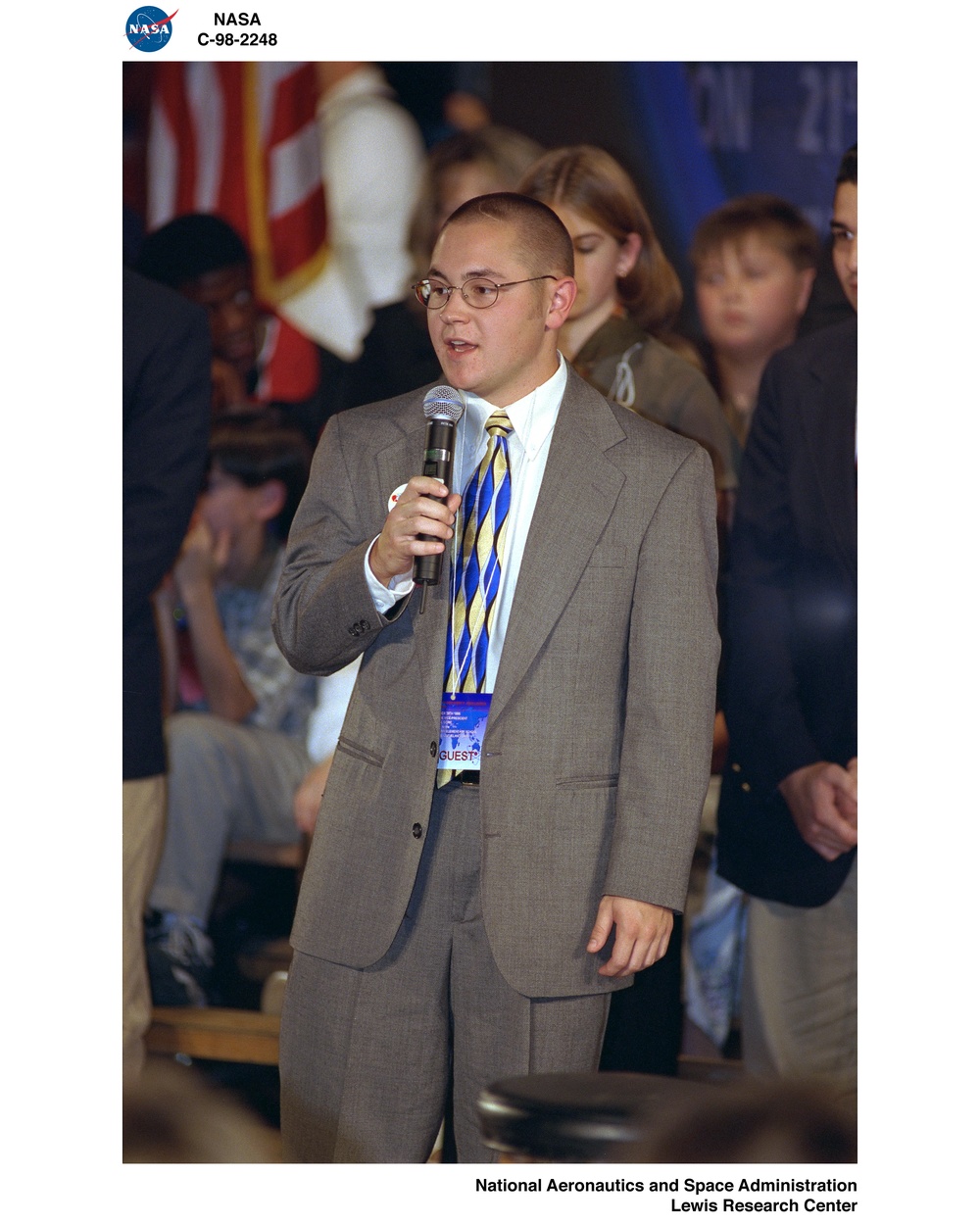 LAUNCH OF SPACE SHUTTLE STS-95 WITH JOHN GLENN ON-BOARD - UNITED STATES VICE PRESIDENT AL GORE WATCHING WITH GLENN ELEMENTARY SCHOOL SEVEN HILLS OHIO -  GUESTS AT NASA LEWIS WATCHING LAUNCH