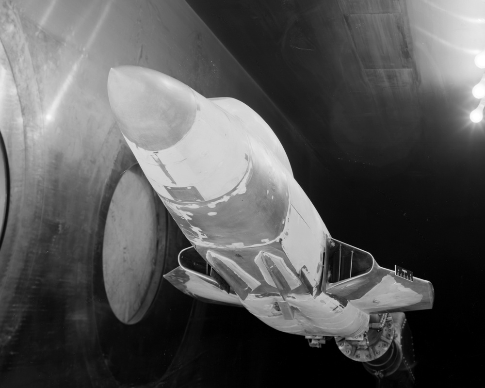 F-101-B AIRPLANE BOMB BAY DOOR - DING DONG - MISSILE RACKS