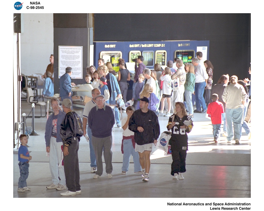 1998 LEWIS RESEARCH CENTER OPEN HOUSE