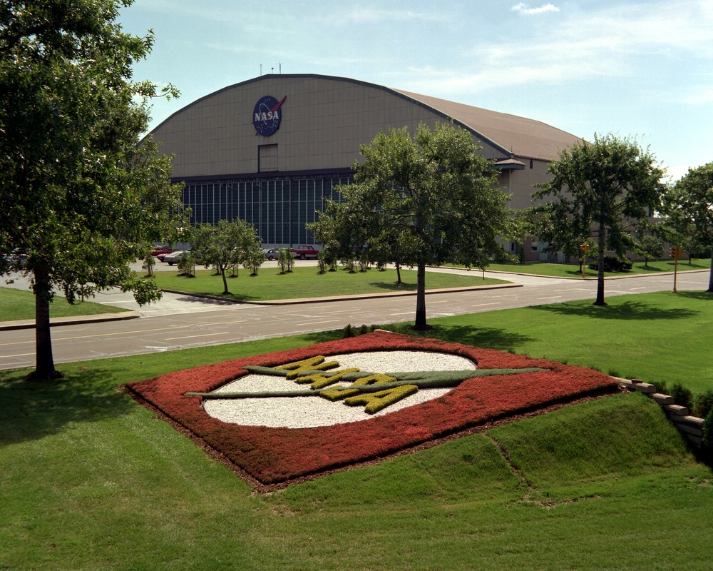 FLOWER BEDS ON BROOKPARK ROAD &amp; NASA LOGO IN FRONT OF ADMINISTRATION BUILDING