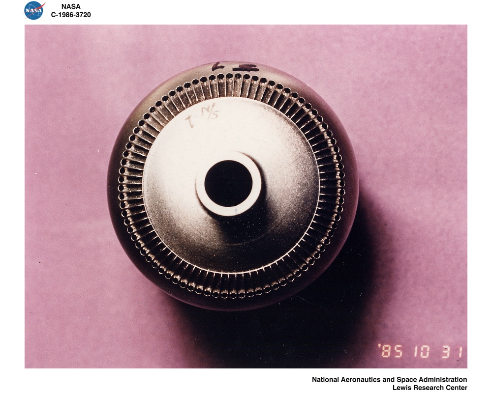 MOD II AUTOMOTIVE STIRLING ENGINE