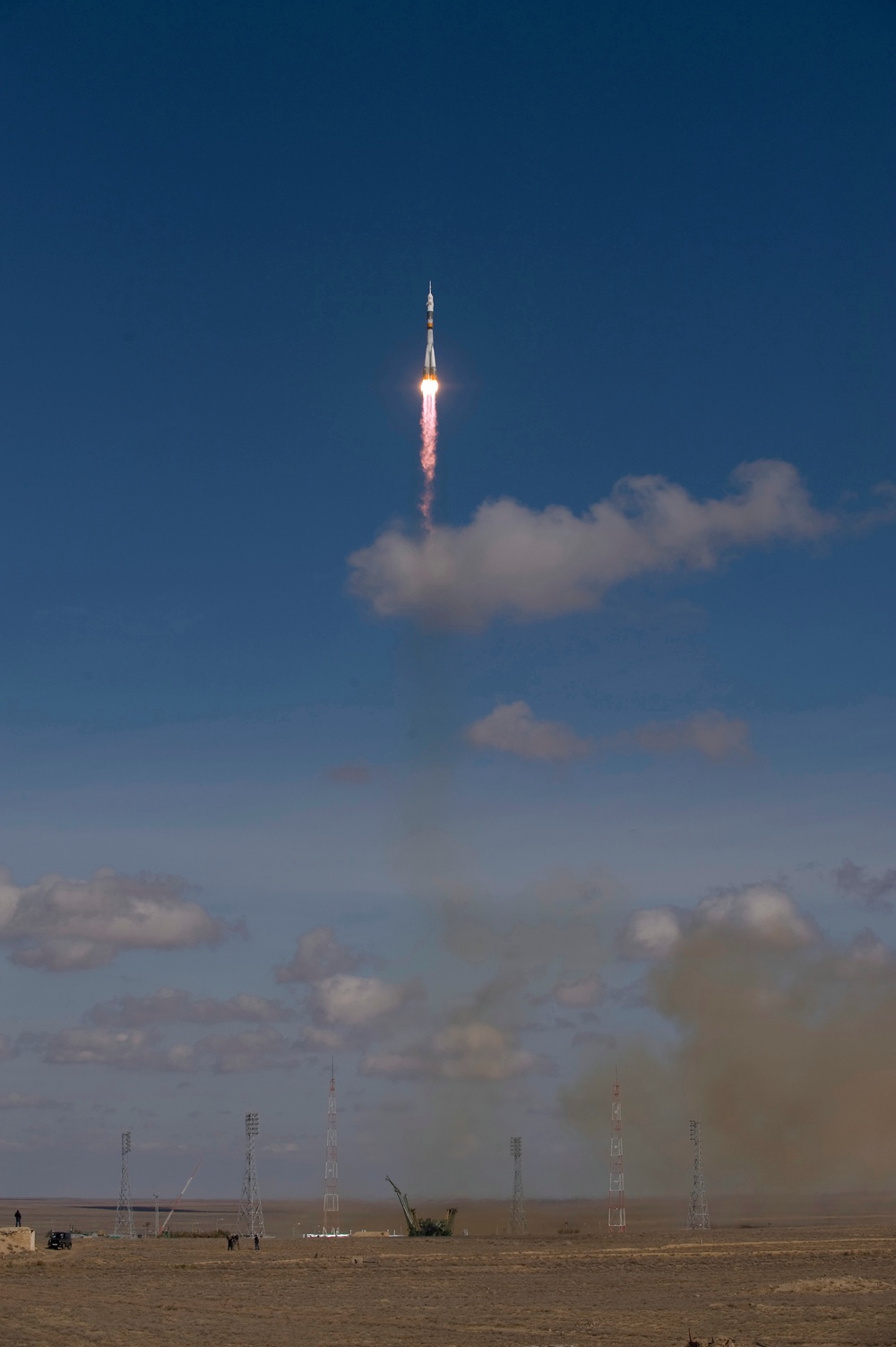 Expedition 18 Soyuz TMA-13 Launch