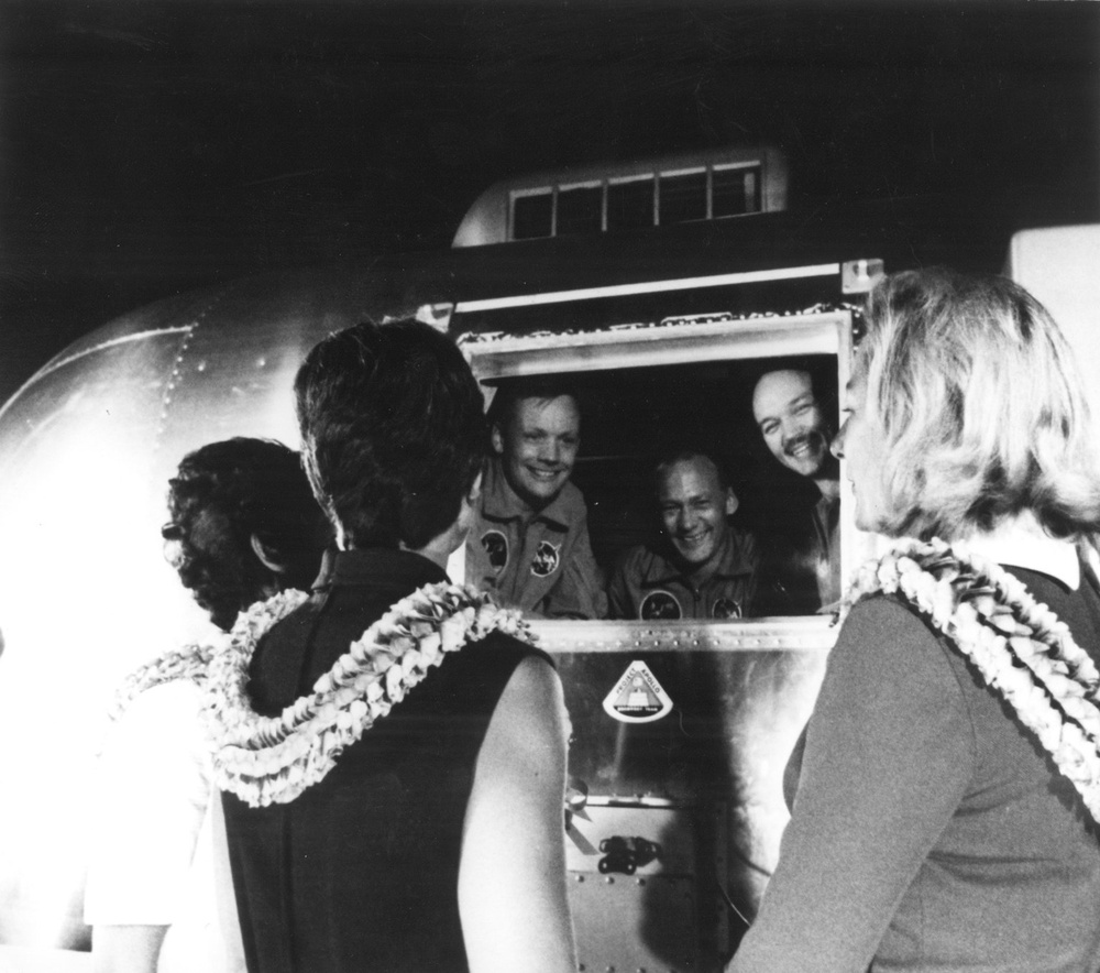Quarantined Apollo 11 Astronauts Greeted by Wives