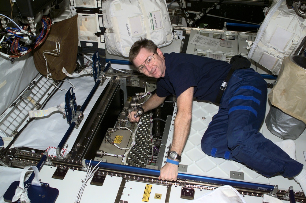 Culbertson works on MDM's in Destiny during Expedition Three