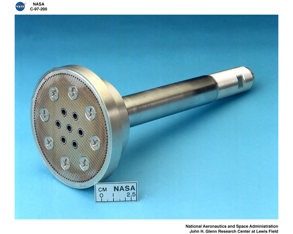 GASEOUS HYDROGEN / GASEOUS OXYGEN COAXIAL MULTI-ELEMENT INJECTOR