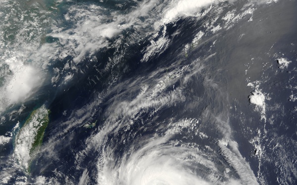 Typhoon Ewiniar: Image of the Day