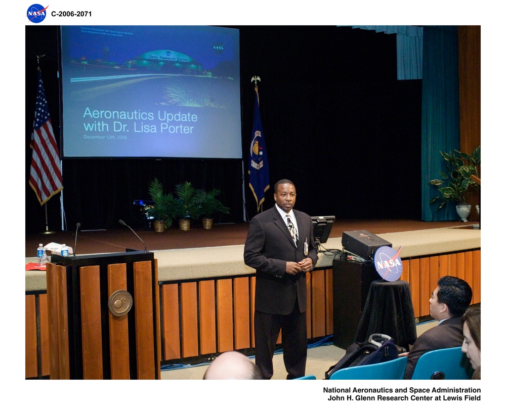 Aeronautics Update by the Associate Administrator for Aeronautics Research