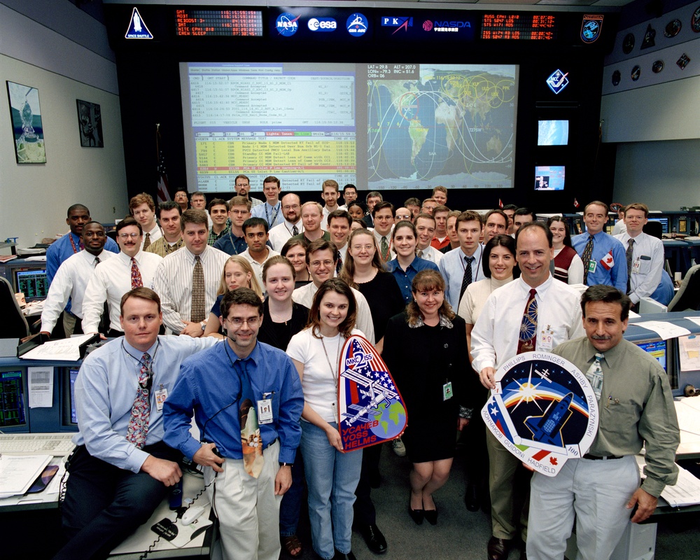 STS-100 Flight Control Team Photo in BFCR with Flight Director Mark Ferring - Orbit 2.