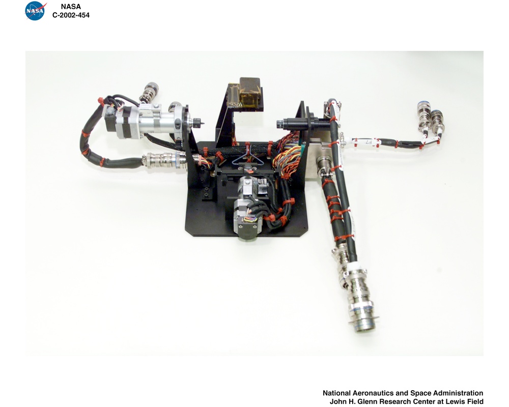 CANDLE FLAME IN MICROGRAVITY 2