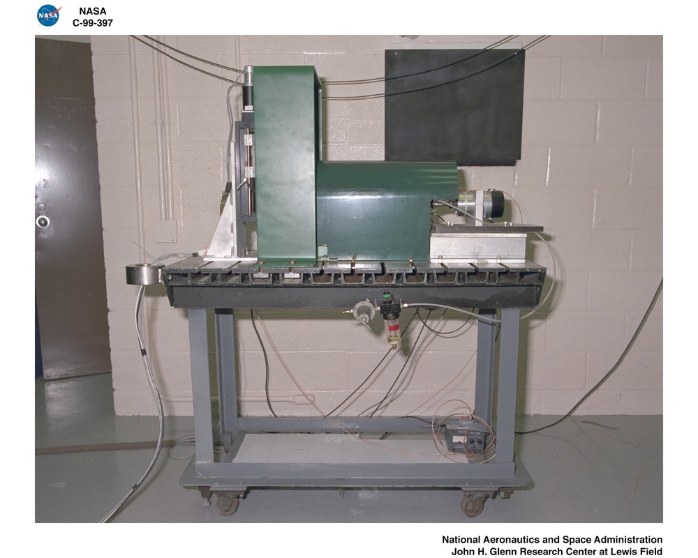 RUB STRIP MATERIAL EVALUATORS USING FAN BLADE TIP SIMULATOR