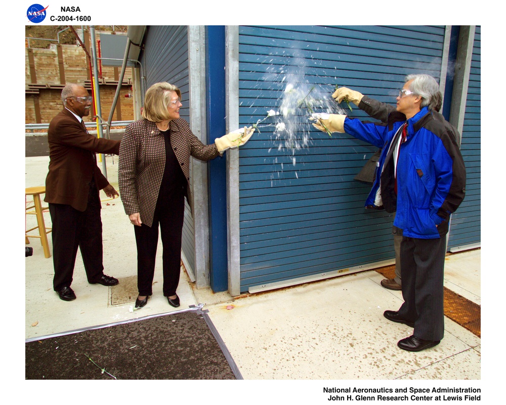 Dedication of West Area Facilities, Supplemental Multilayer Insulation Research Facility (SMIRF)