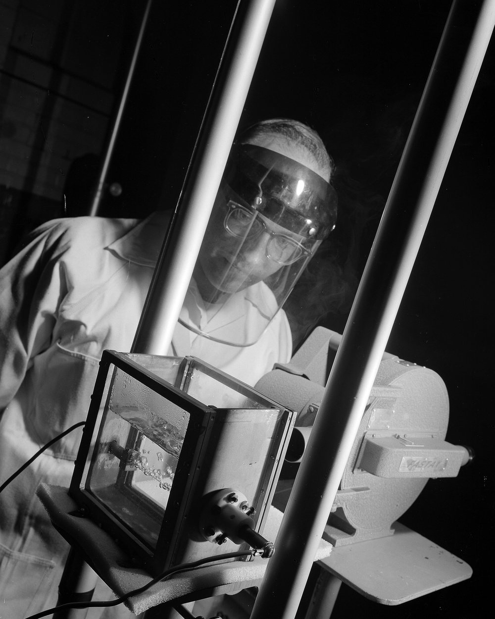 APPARATUS FOR HIGH SPEED MOVIE STUDIES OF BOILING IN ZERO GRAVITY