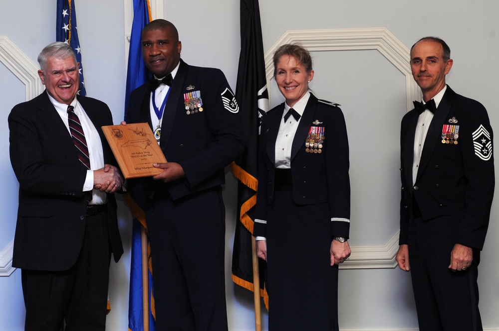 4th FW recognizes annual award winners