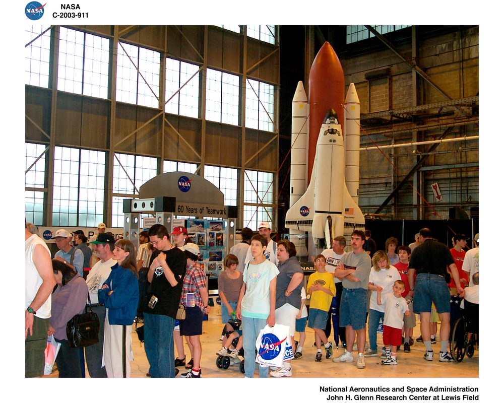 THE NASA GLENN RESEARCH CENTER EXHIBIT DREW VISITORS AT THE WRIGHT PATTERSON OPEN HOUSE - AIR POWER 2003, MAY 10-11, 2003
