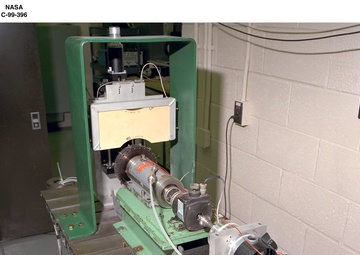 RUB STRIP MATERIAL EVALUATORS USING FAN BLADE TIP SIMULATOR