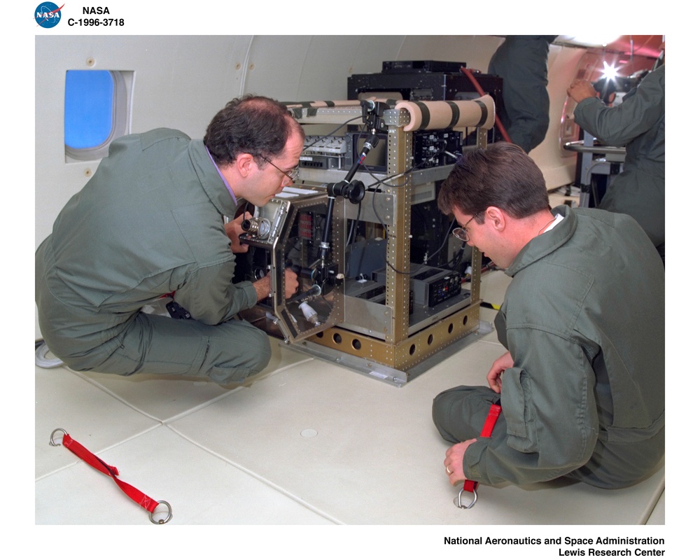 DC-9 AIRPLANE PRESS FLIGHT AUGUST 15 1996