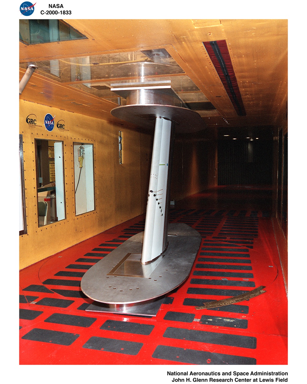 ERJ-170 HAMILTON SUNSTRAND IN THE ICING RESEARCH TUNNEL IRT