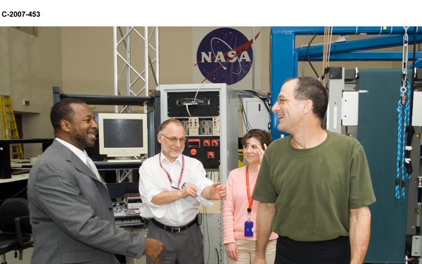 Enhanced Zero gravity Locomotion Simulator (eZLS)