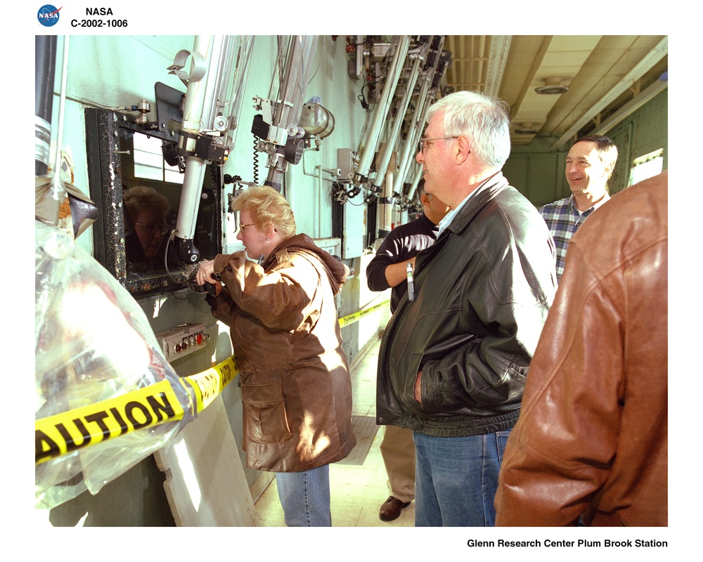 COMMUNITY WORKING GROUP TOUR OF PLUM BROOK REACTOR FACILITY