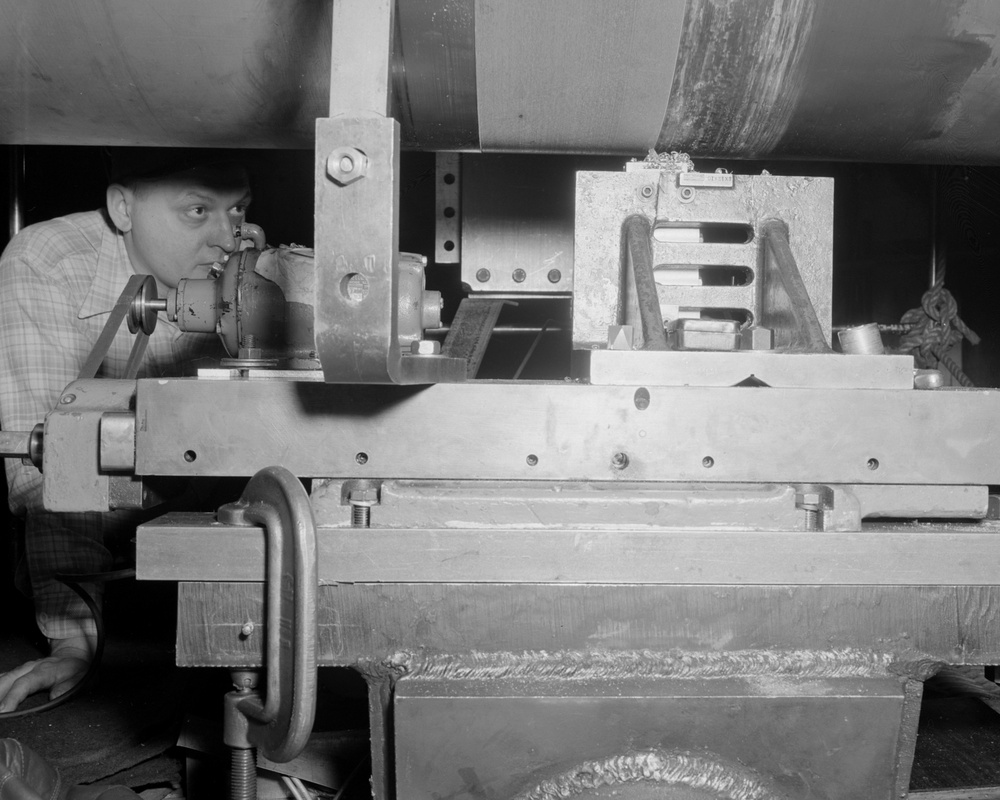 POGO STICK MACHINING OF SHAFT IN THE 10X10 FOOT WIND TUNNEL