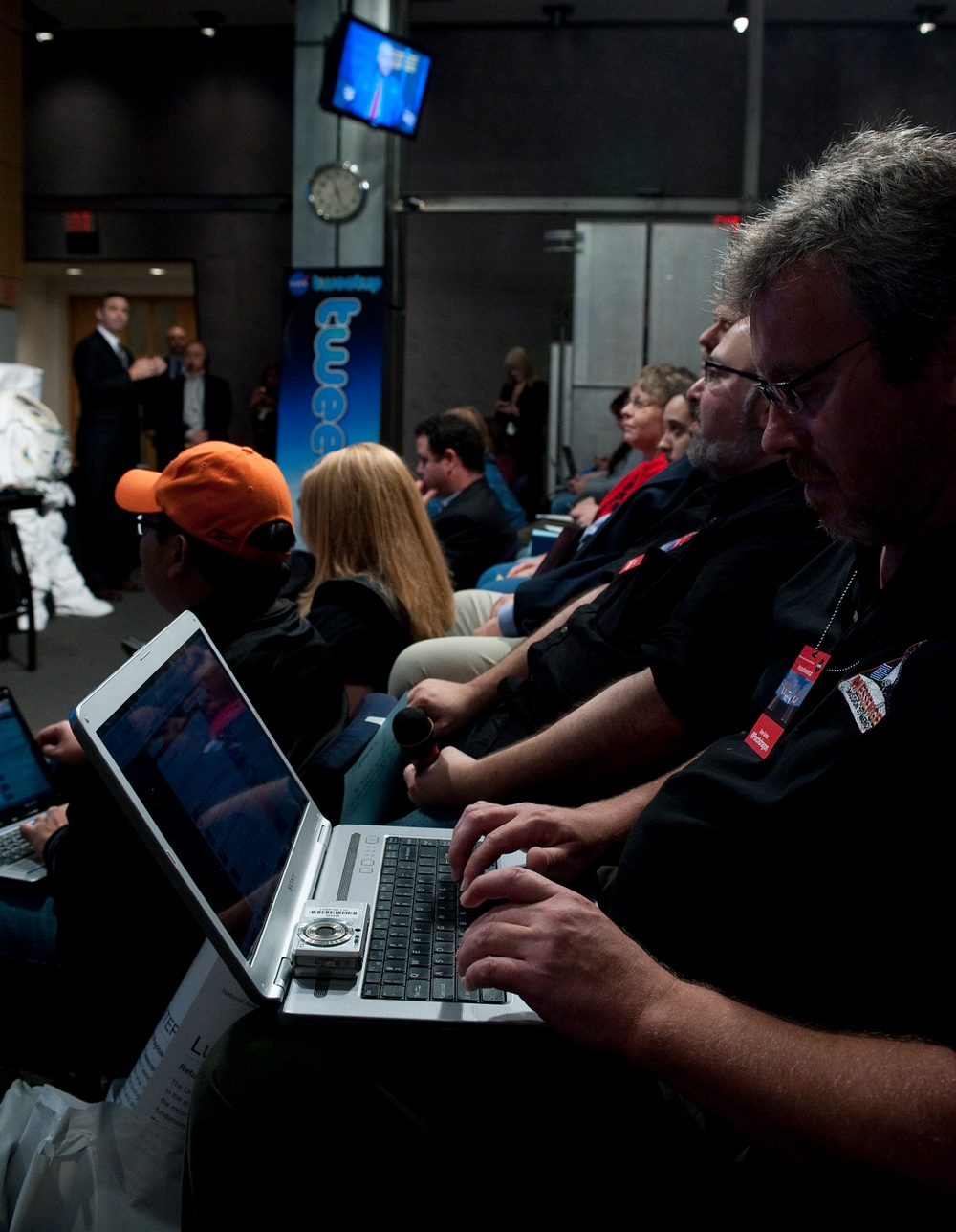 NASA Live Tweetup Event with International Space Station