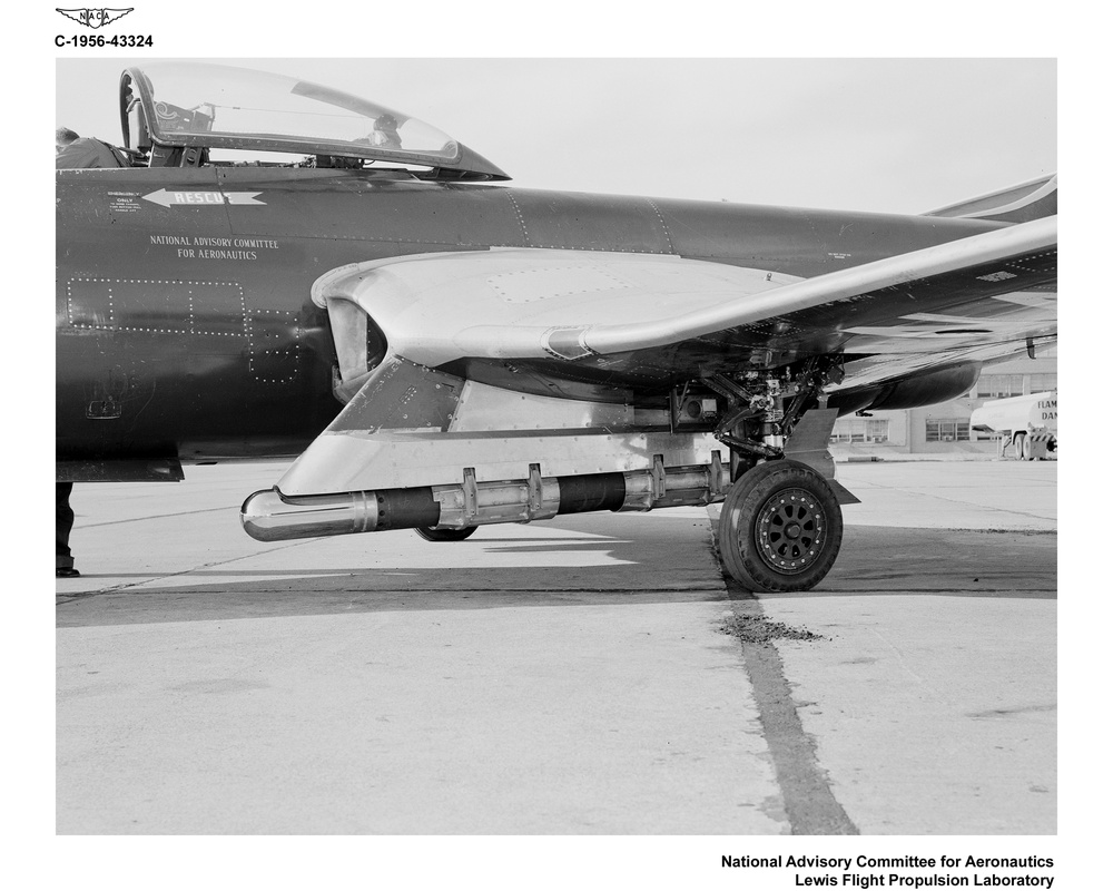 64/1 HYPERSONIC MISSILE ASSEMBLY IN HANGAR AND ON F2H-2B AIRPLANE