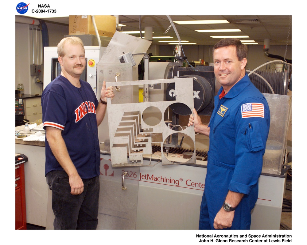 astronaut visit of facilities and personnel that contributed to the Return to Flight research testing of RCC carbon panels